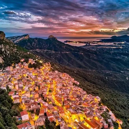 Ballu E' Ischina Apartment