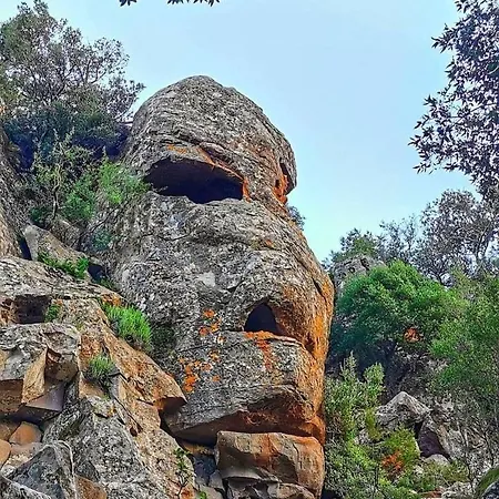 Ballu E' Ischina